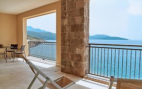 Lustica Apartments Marina